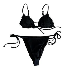 Dippin Daisy’s Bikini Set